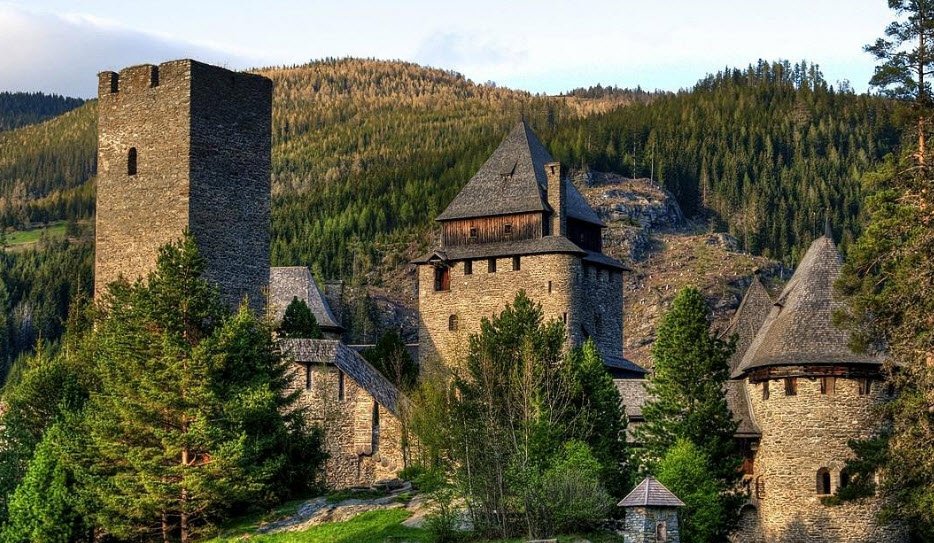 Finstergrün Castle, Ramingstein, Austria, Austria
